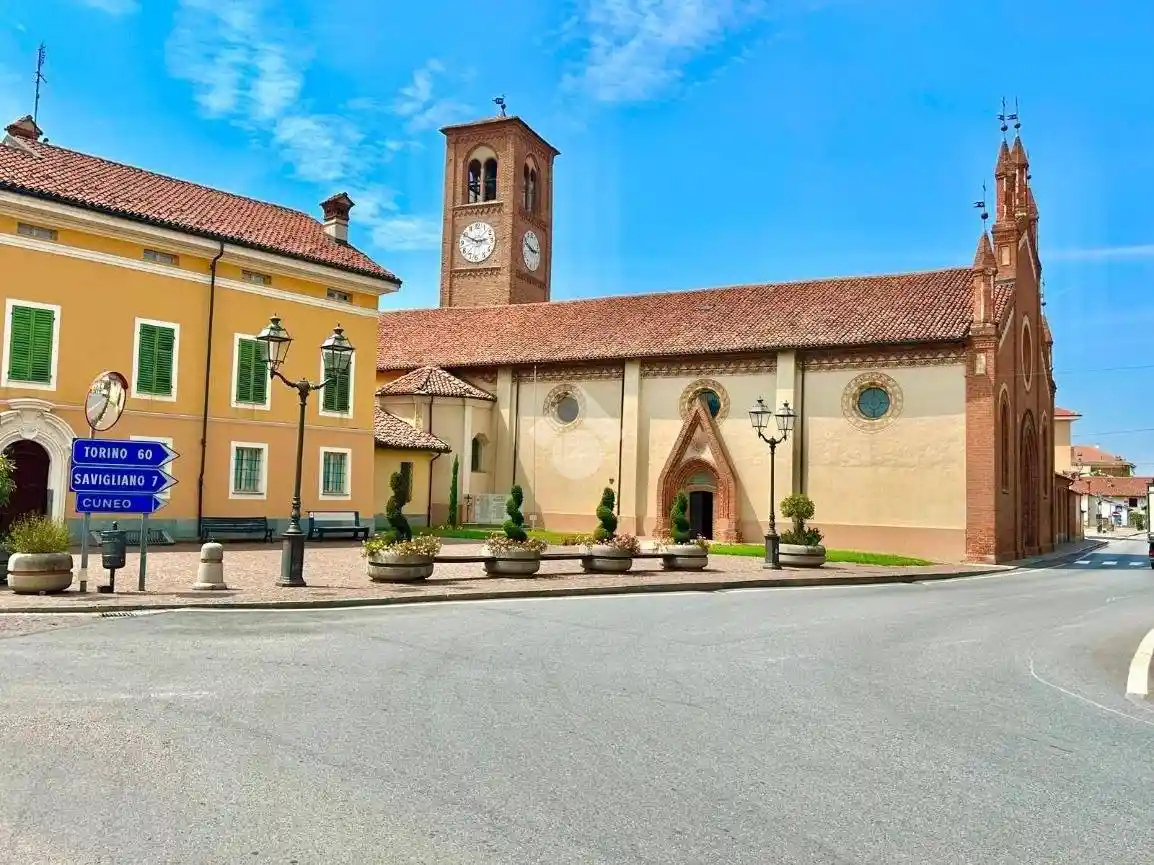 Villa in vendita a Genola