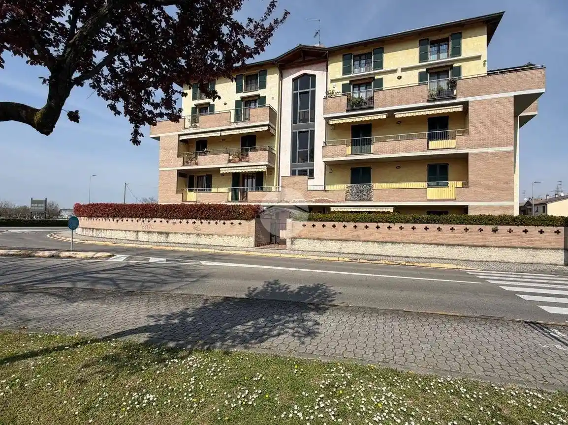 Appartamento in vendita a Parma