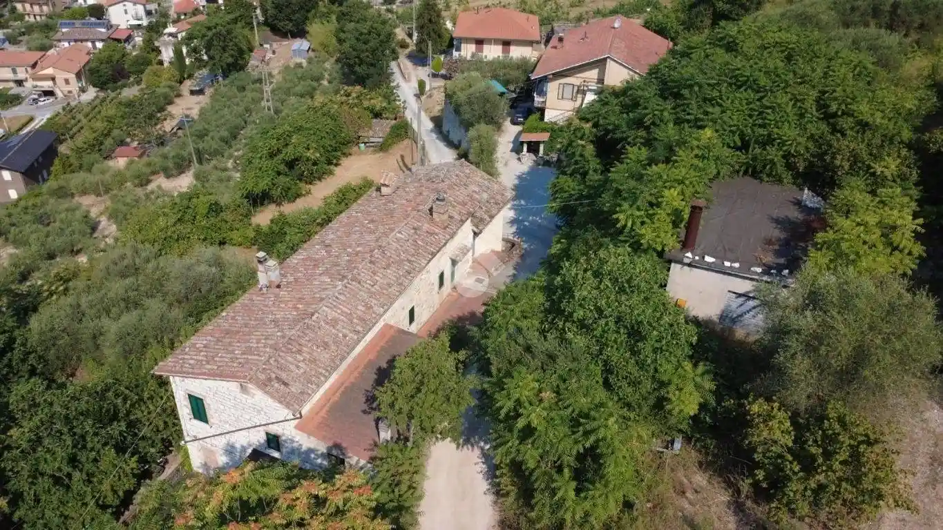 Casa indipendente in vendita a Gubbio