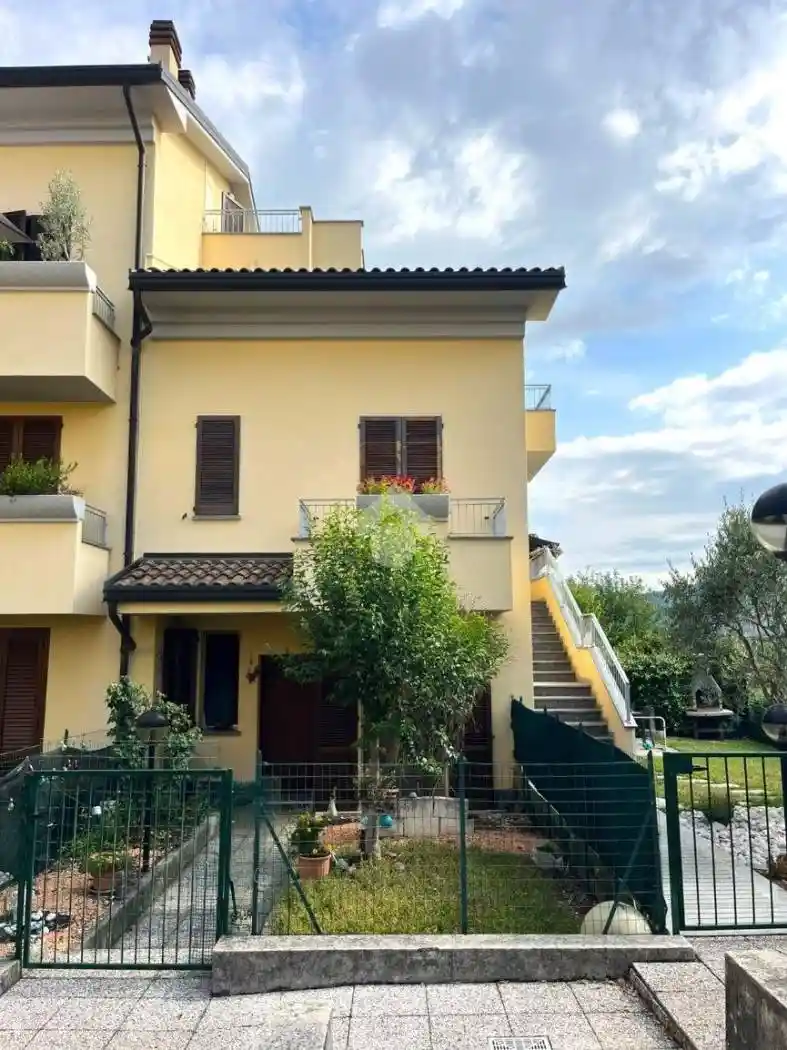 Appartamento in vendita a Missaglia