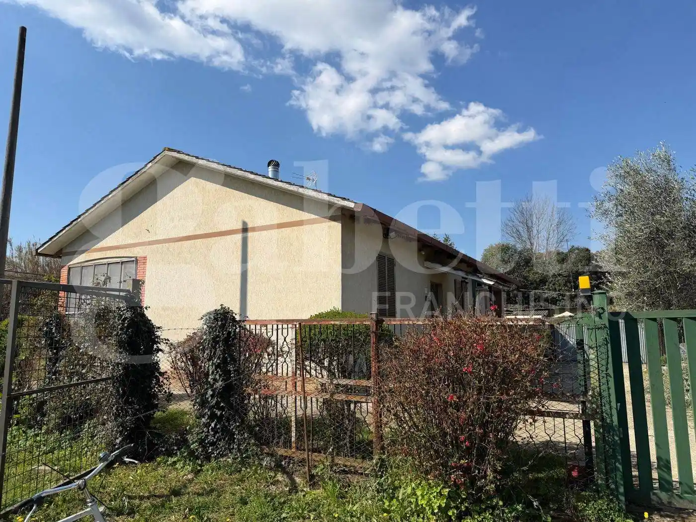 Casa indipendente in vendita a Terni