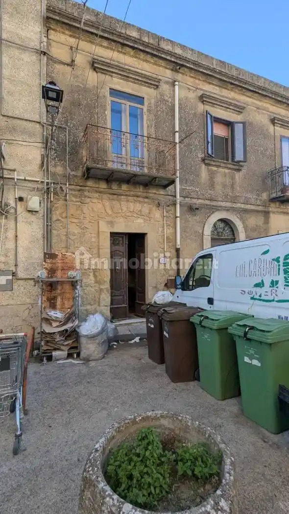 Casa indipendente in vendita a Enna