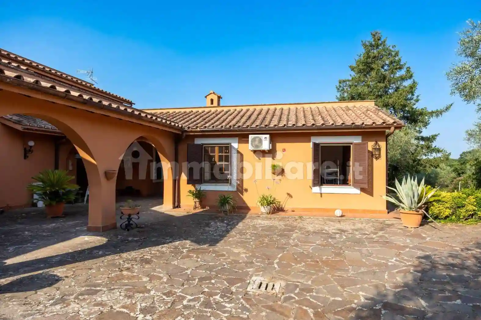 Villa - foto 2