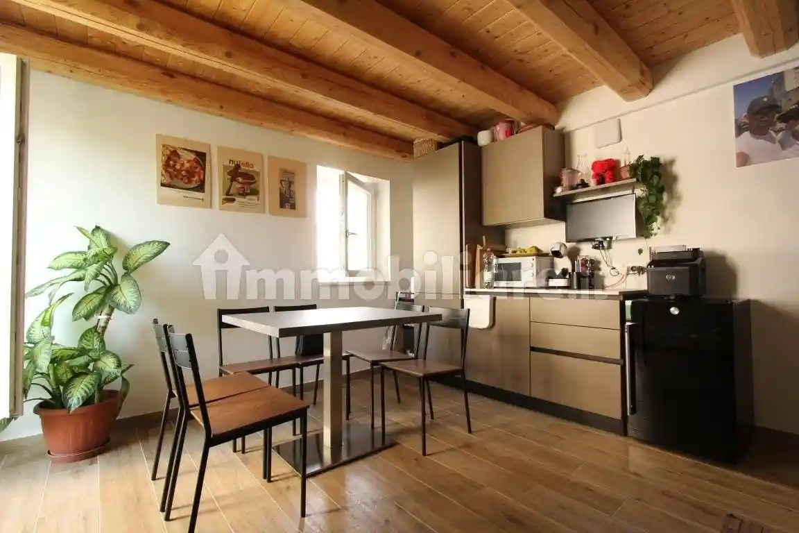 Casa indipendente in vendita a Verona