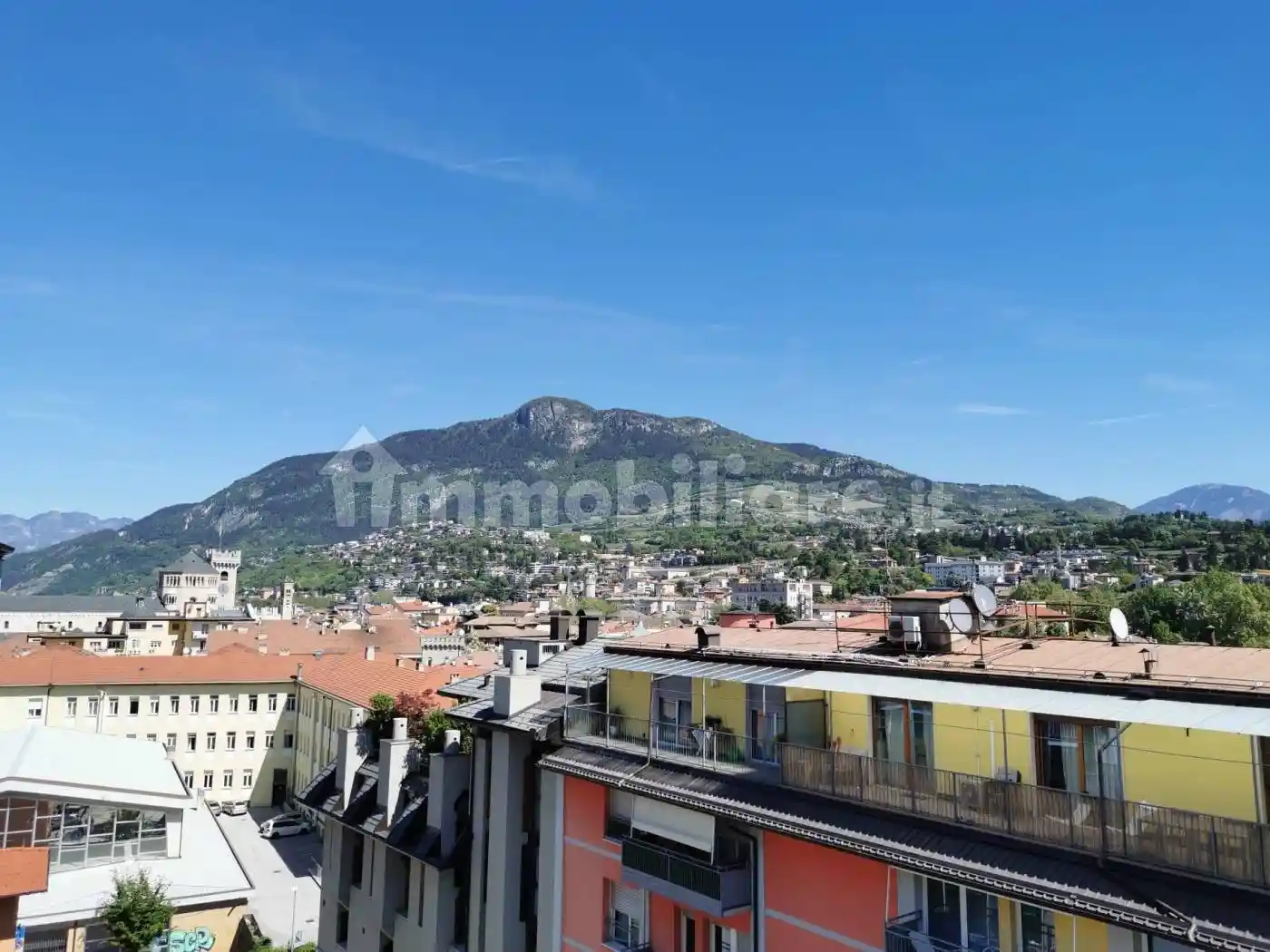 Appartamento in vendita a Trento