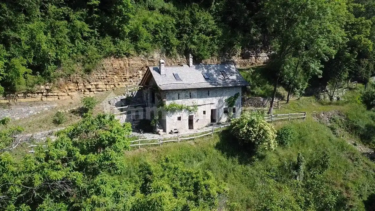 Rustico - Casale in vendita a Sant'Omobono Terme