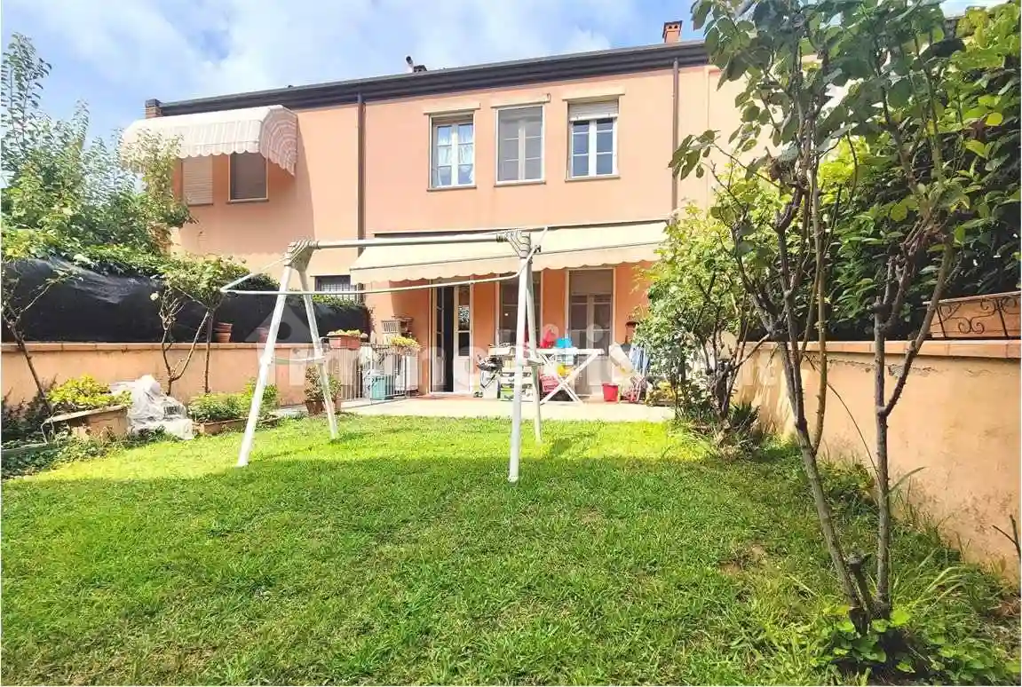 Villetta a schiera - foto 2
