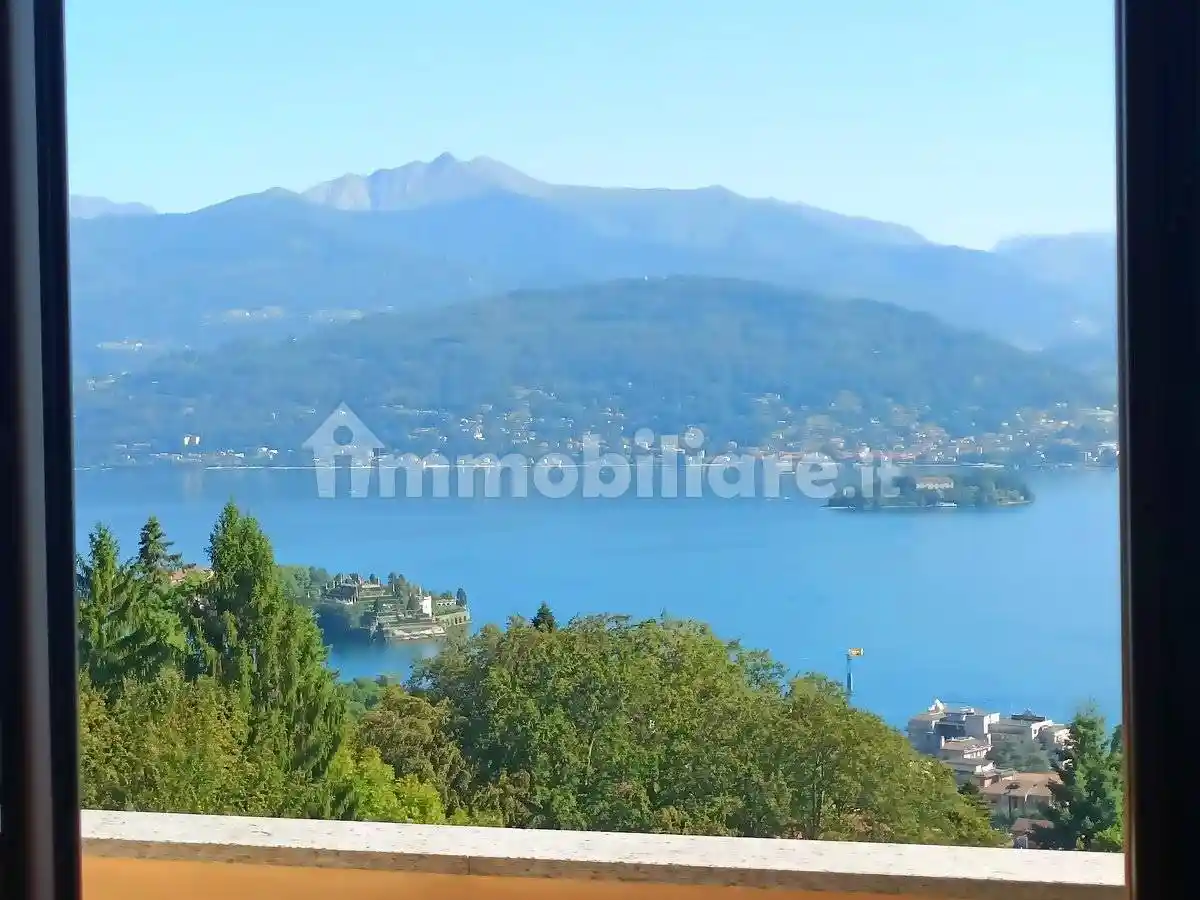 Appartamento in vendita a Stresa