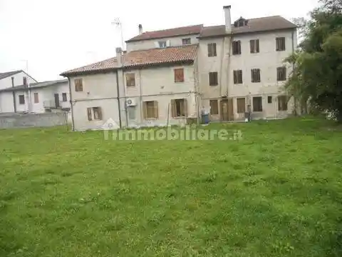 Rustico - Casale in vendita a Spresiano