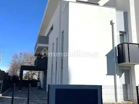 Appartamento in vendita a Giavera del Montello