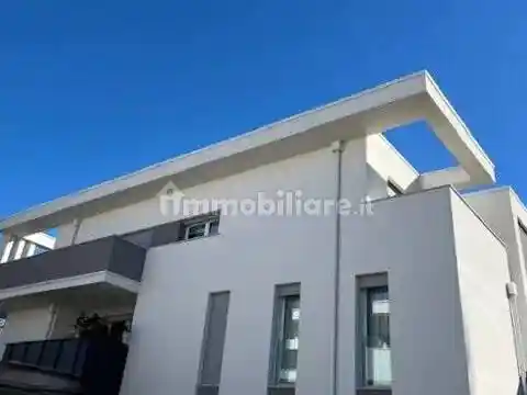 Appartamento in vendita a Giavera del Montello