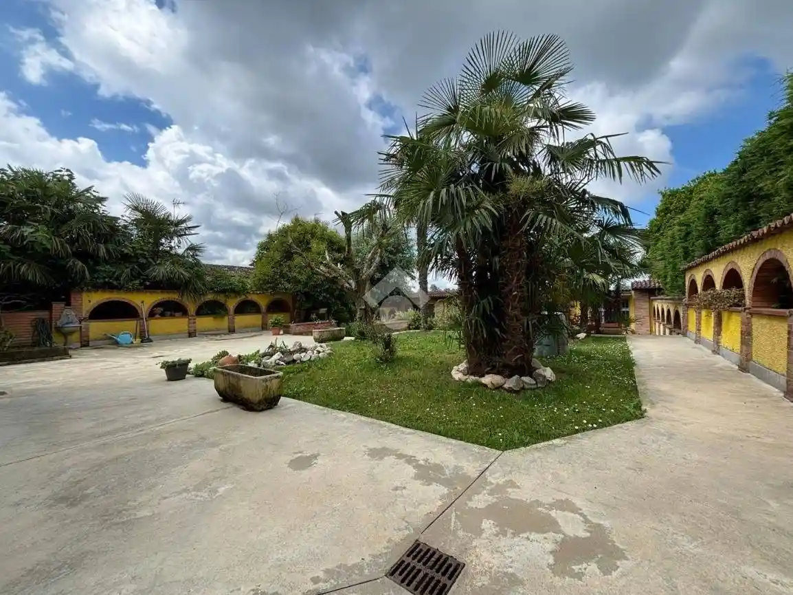Casa indipendente in vendita a Casale Cremasco-Vidolasco