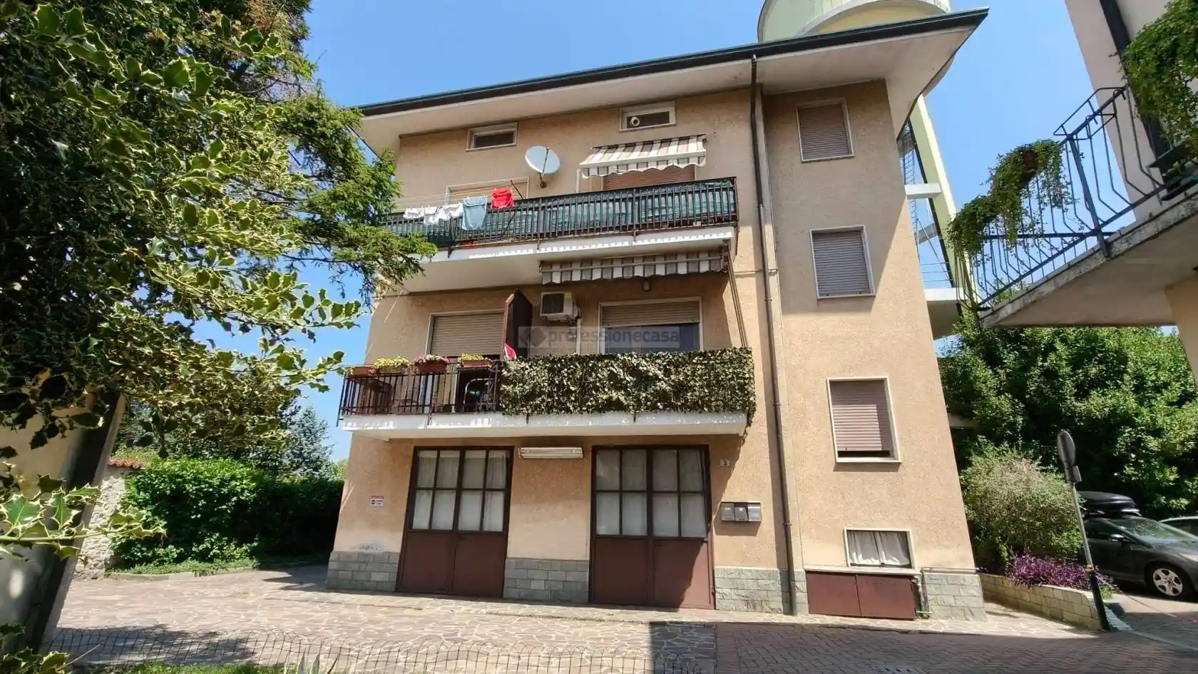 Appartamento in vendita a Costa Masnaga