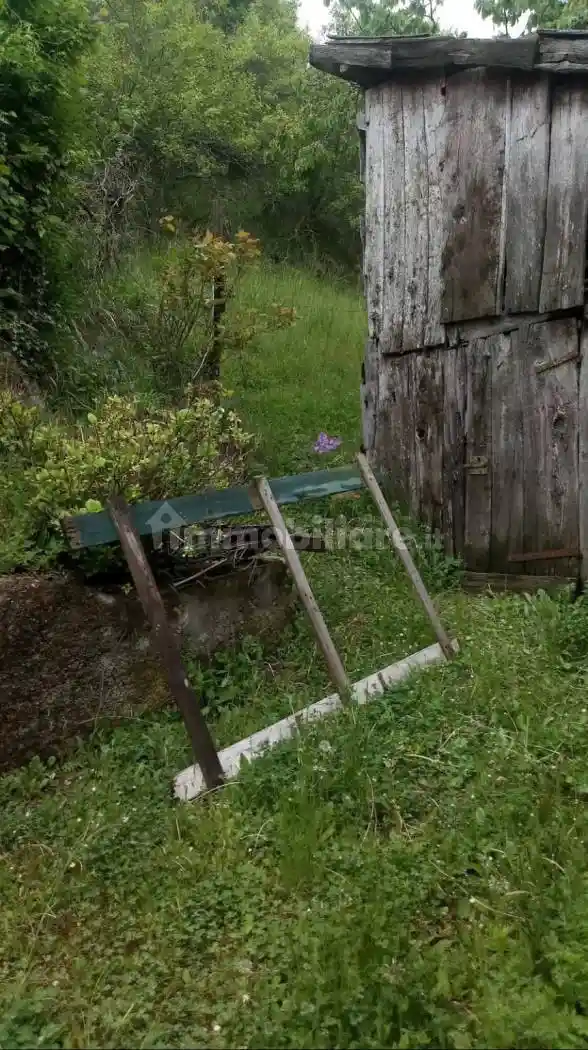 Casa indipendente in vendita a Vobbia