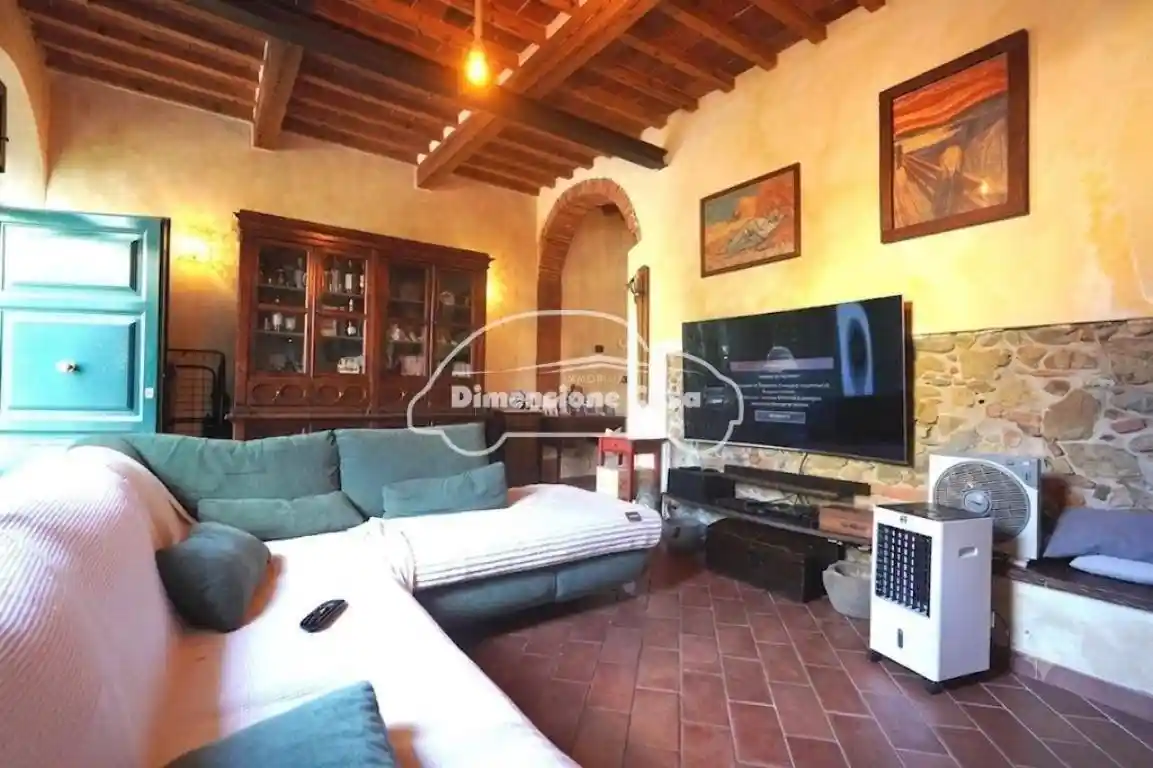 Casa indipendente in vendita a Lucca