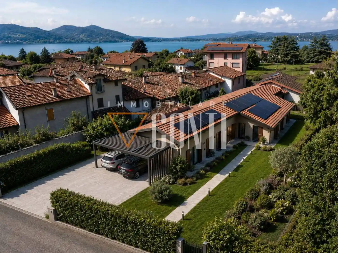 Villa in vendita a Gavirate