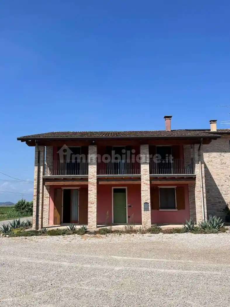 Rustico - Casale in vendita a Medole