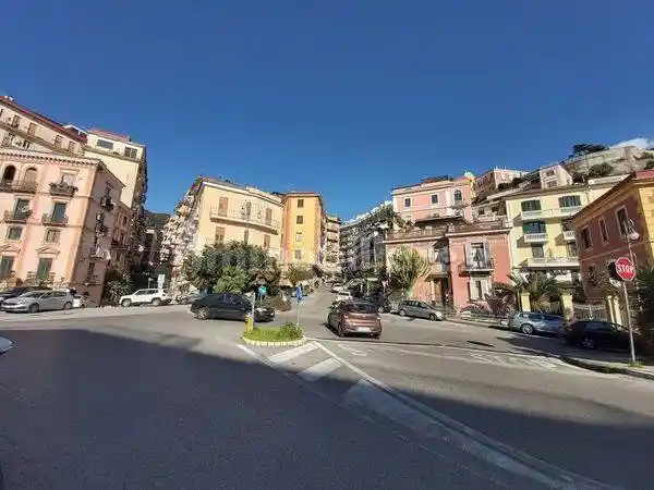 Appartamento in vendita a Salerno