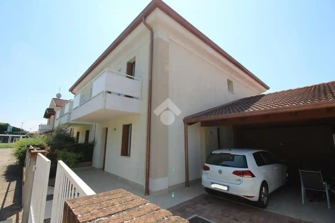 Villa in vendita a Camisano Vicentino