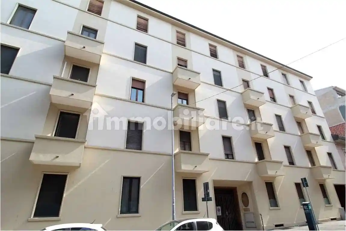 Appartamento in vendita a Novara