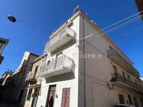 Palazzo - Edificio in vendita a San Salvo