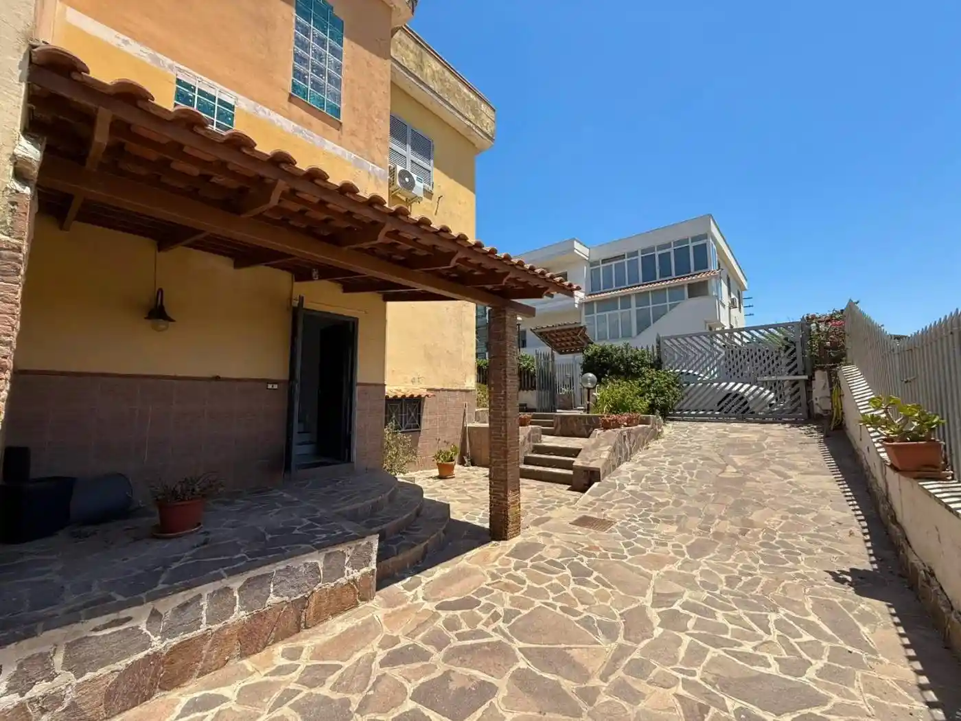 Villa in vendita a Pozzuoli