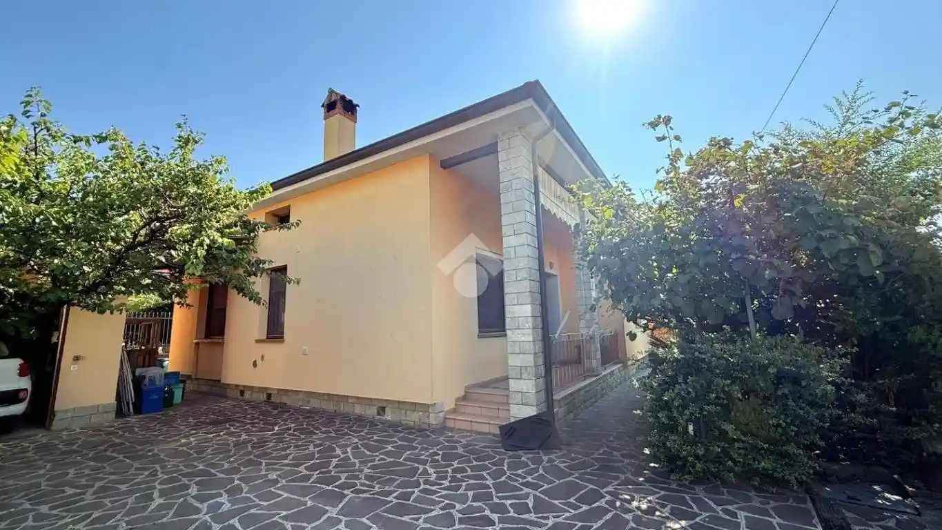 Villa in vendita a Chiuduno