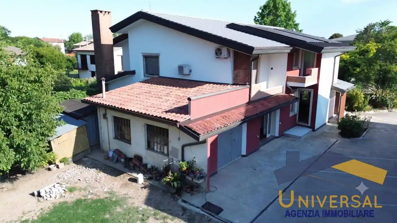 Casa indipendente in vendita a Camposampiero