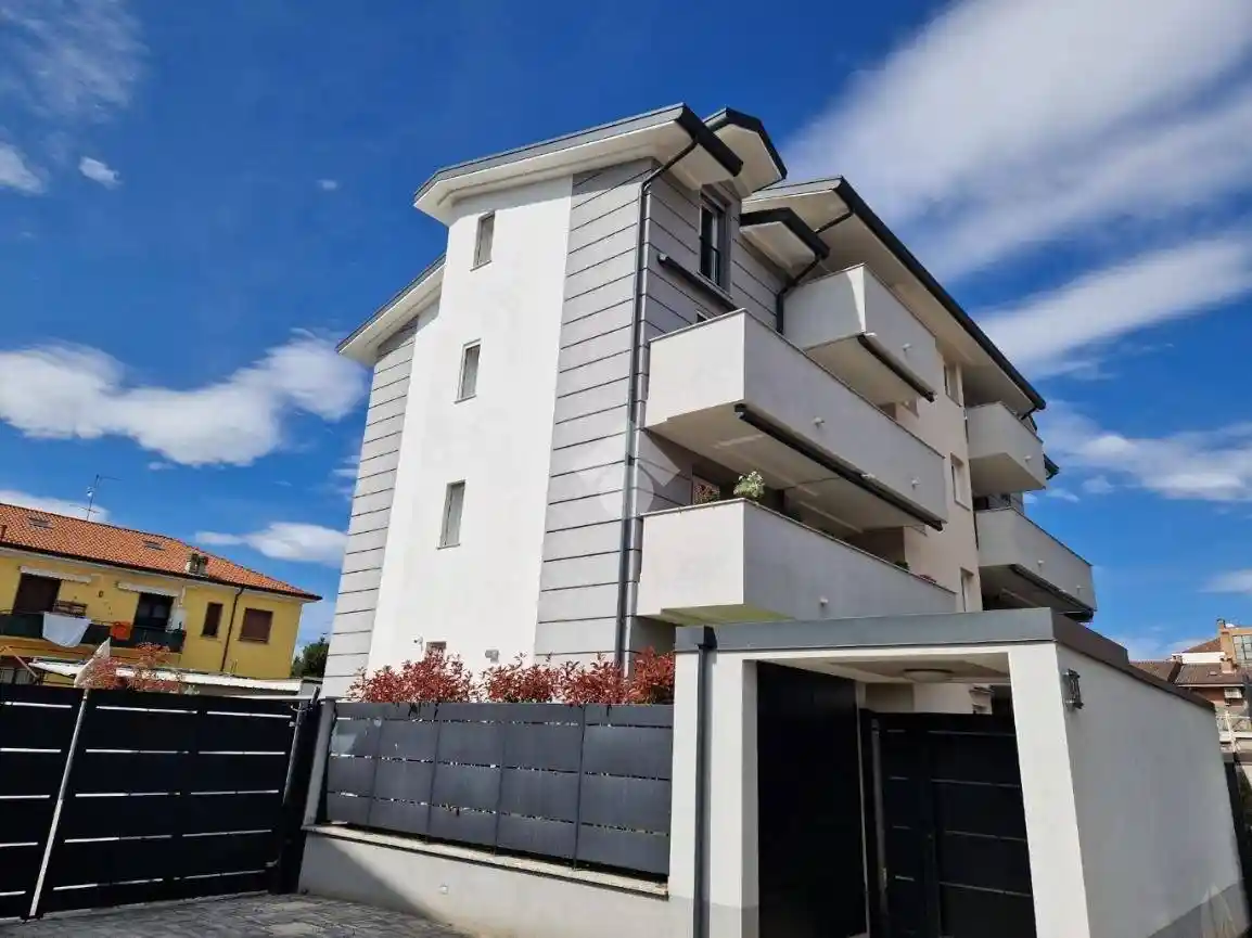 Appartamento in vendita a Limbiate