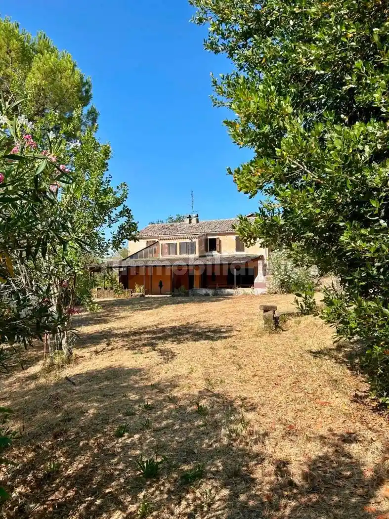 Rustico - Casale in vendita a Ancona