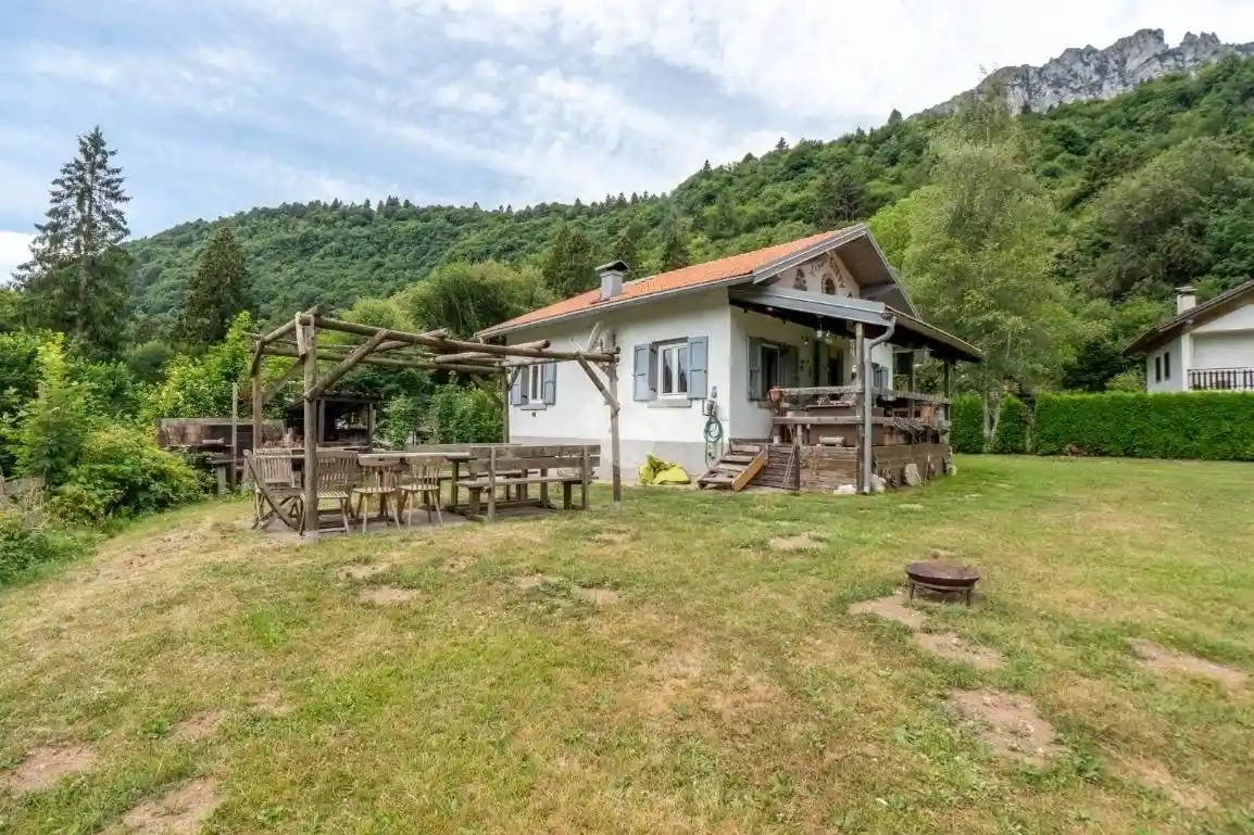 Rustico - Casale in vendita a Tenno