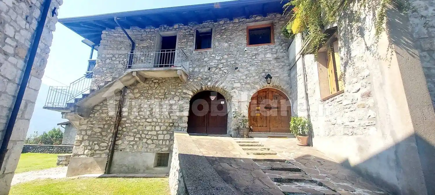 Appartamento in vendita a Ono San Pietro