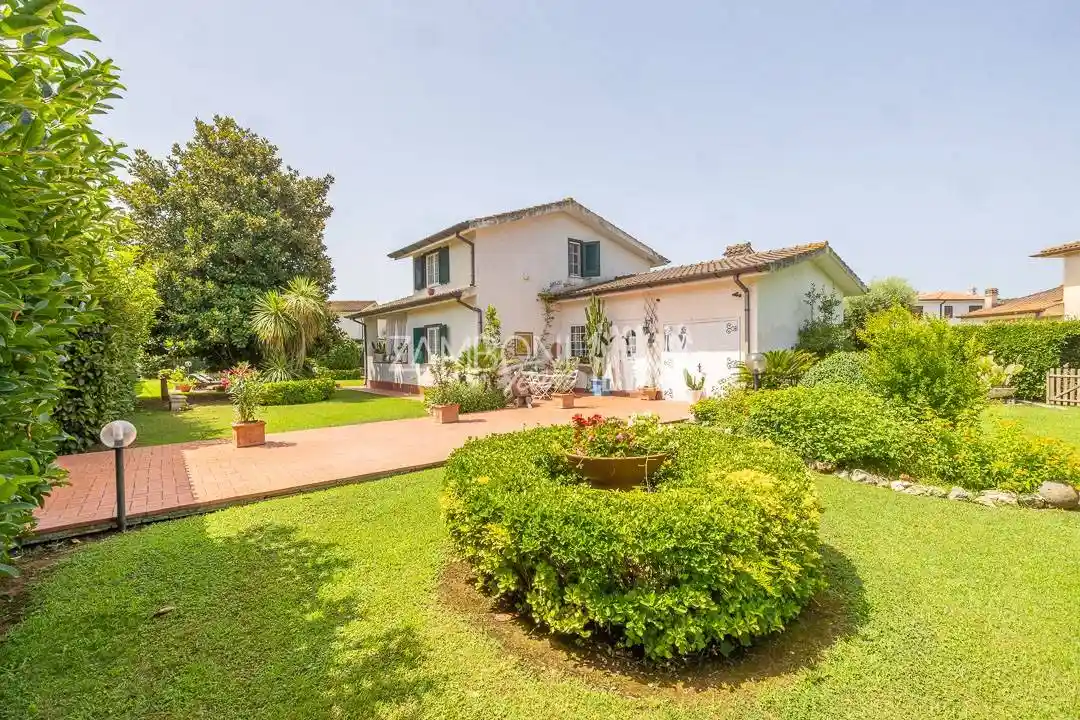 Villa in vendita a Sabaudia