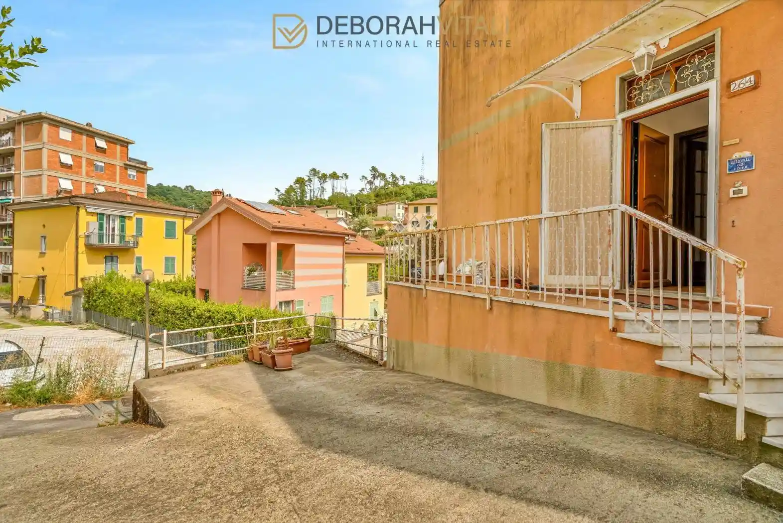 Appartamento in vendita a Vezzano Ligure