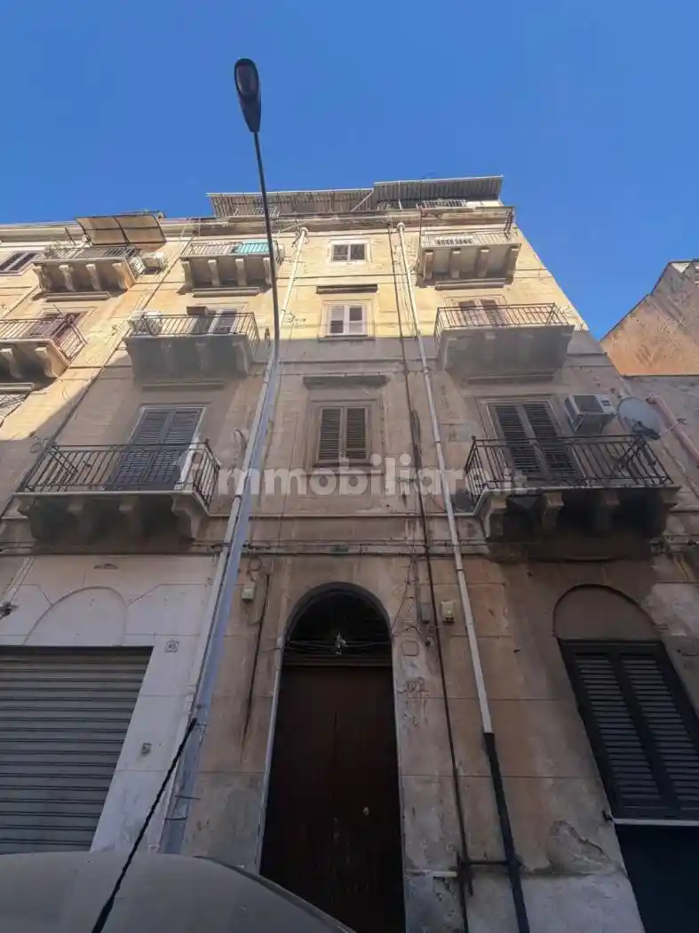 Appartamento in vendita a Palermo