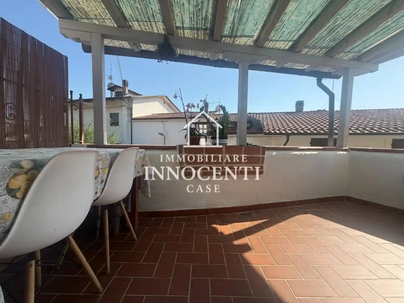 Casa indipendente in vendita a Massa