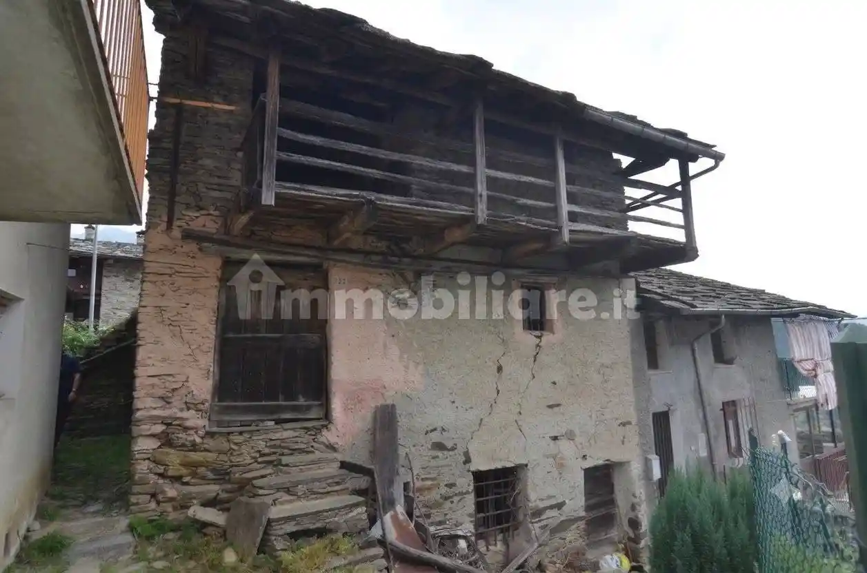 Rustico - Casale in vendita a Mezzenile