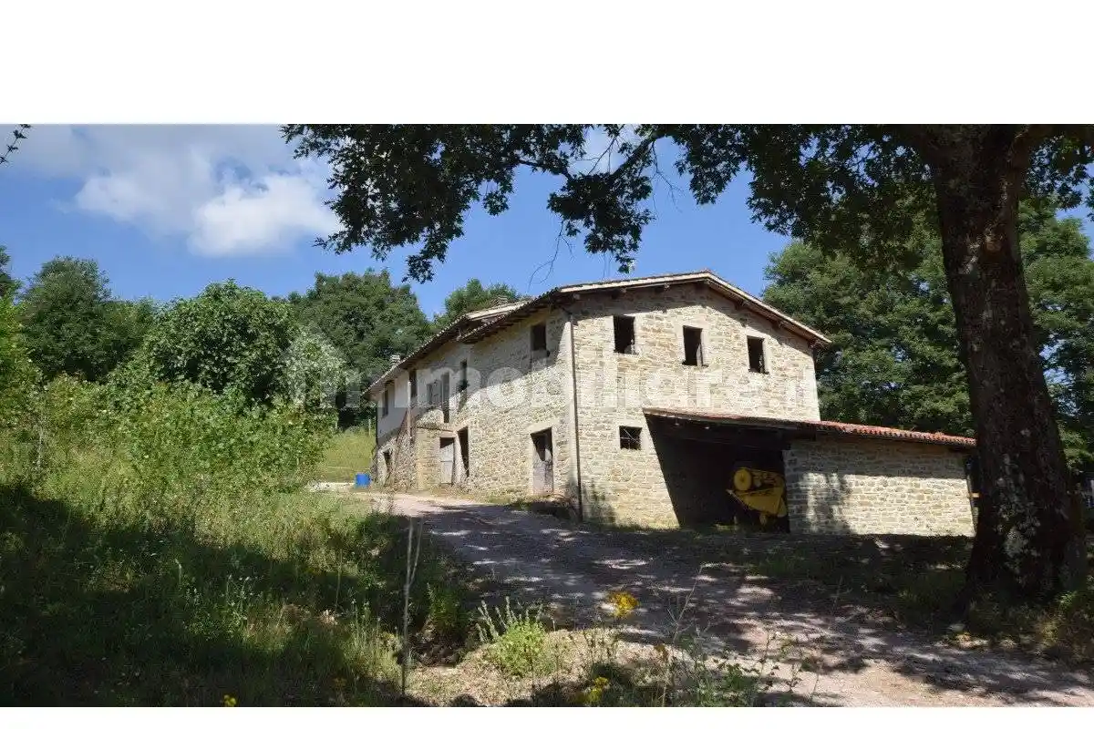 Rustico - Casale in vendita a Gubbio