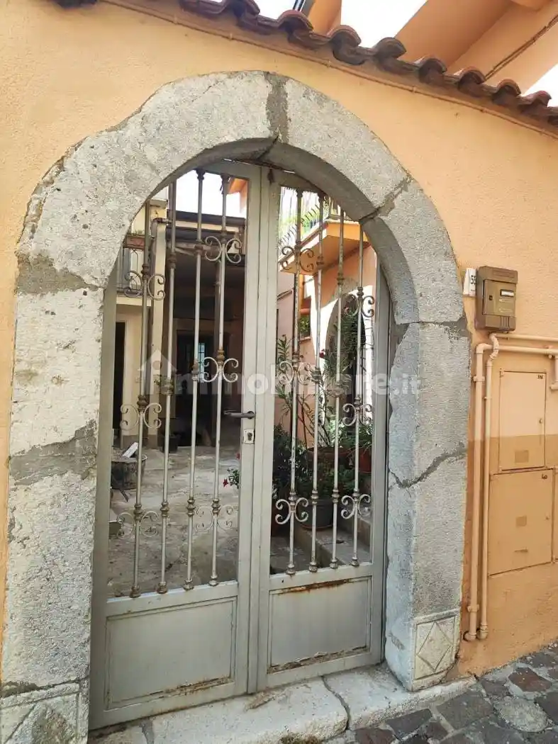 Appartamento in vendita a Candida