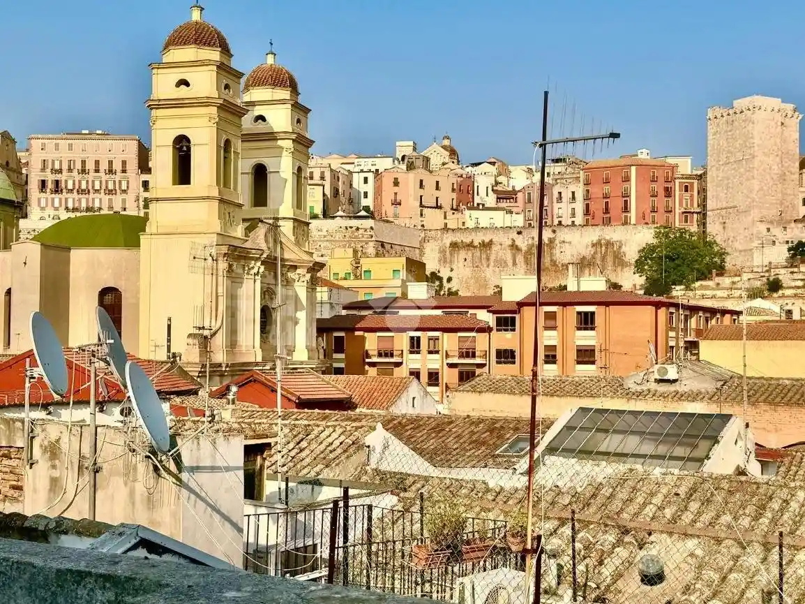 Appartamento in vendita a Cagliari