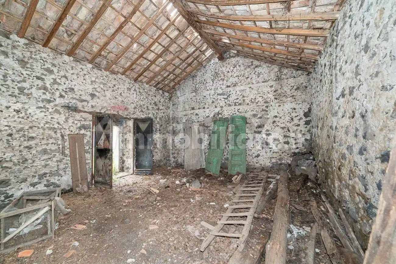 Rustico - Casale in vendita a Nicolosi
