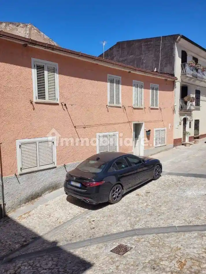 Casa indipendente in vendita a Chiaramonti
