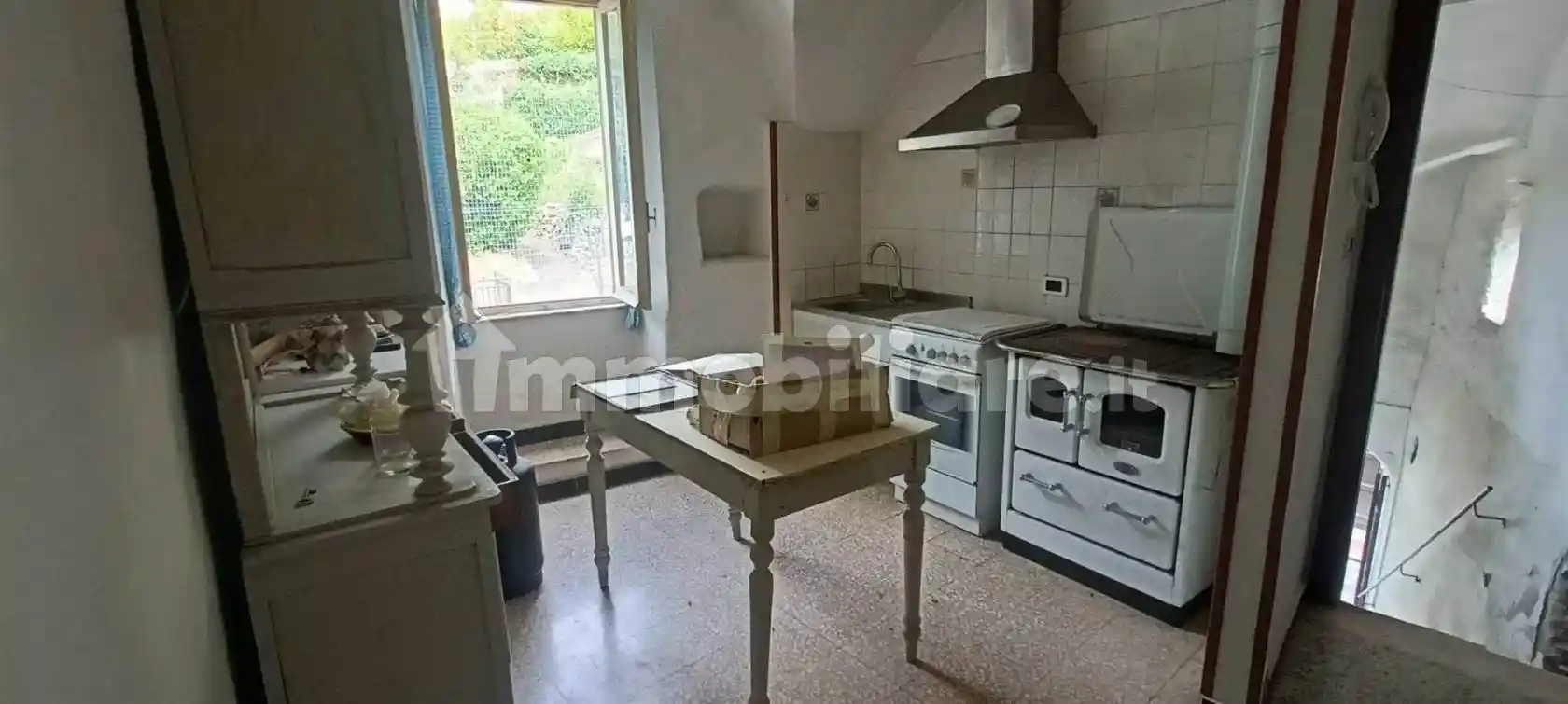 Appartamento in vendita a Rocchetta Nervina
