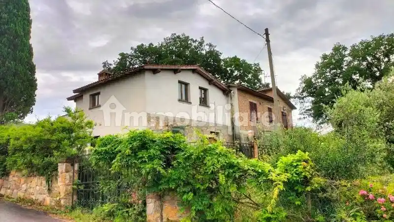 Villa in vendita a Piegaro