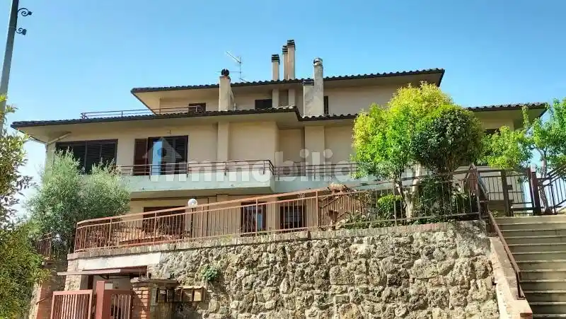 Villetta a schiera in vendita a Chiusi