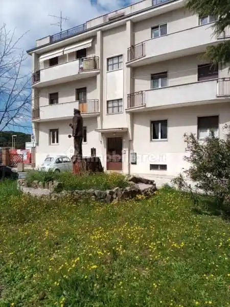 Appartamento in vendita a Passignano sul Trasimeno