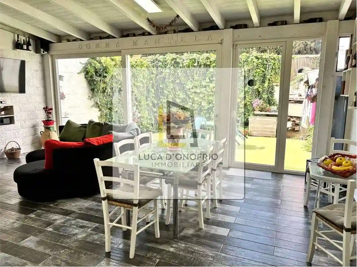 Villetta a schiera - foto 2