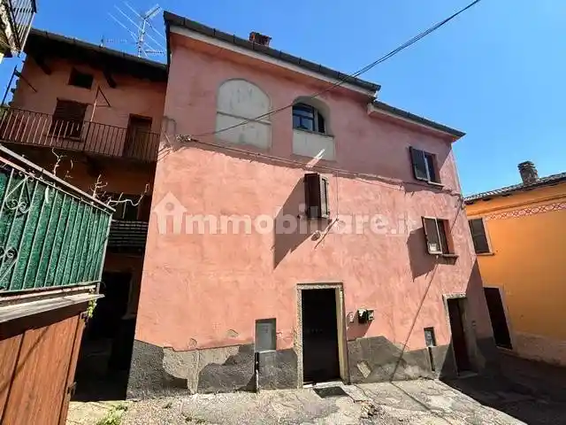 Appartamento in vendita a Cuasso al Monte