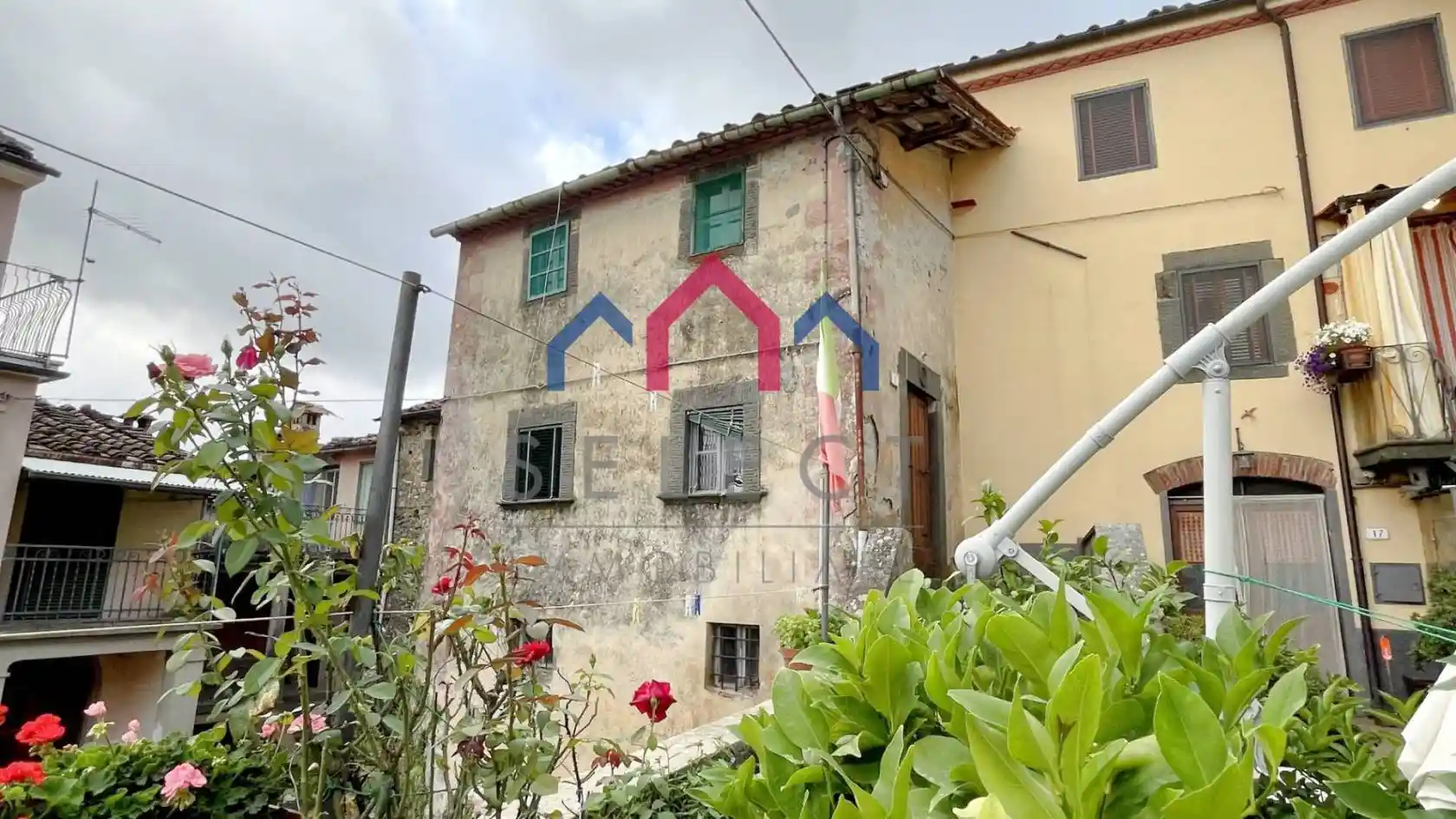 Casa indipendente in vendita a Borgo a Mozzano