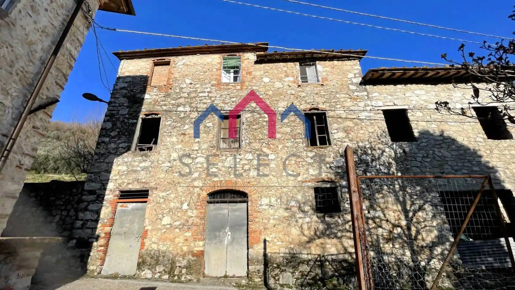Appartamento in vendita a Borgo a Mozzano